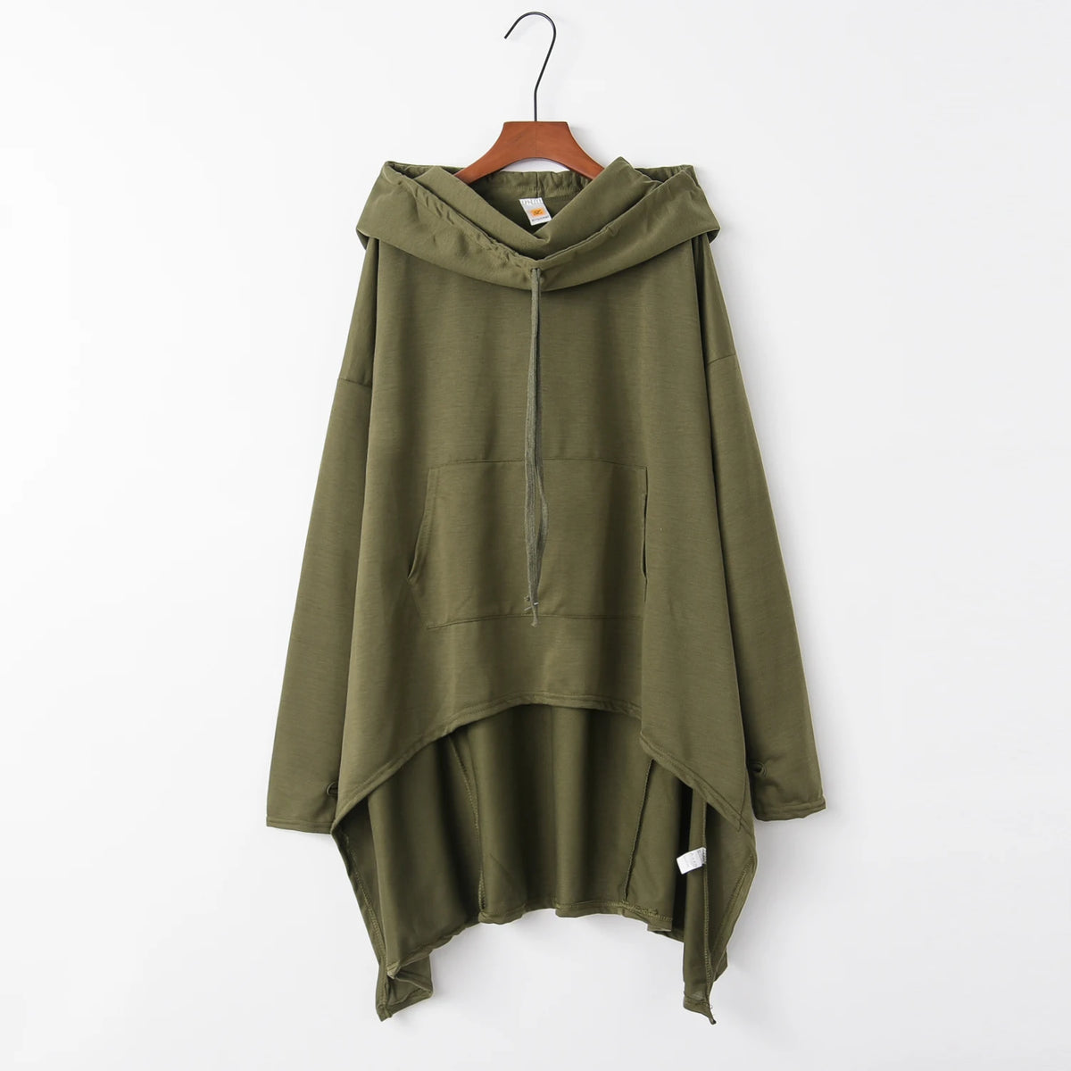 Long Sleeve Casual Hooded Sweatshirt with Relaxed Streetwear Styling