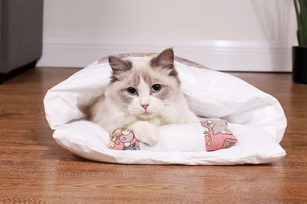 Japanese Cat Bed Warm Cat Sleeping Bag Deep Sleep Cave Winter Removable Pet House Bed for Cats Dogs Nest Cushion with Pillow