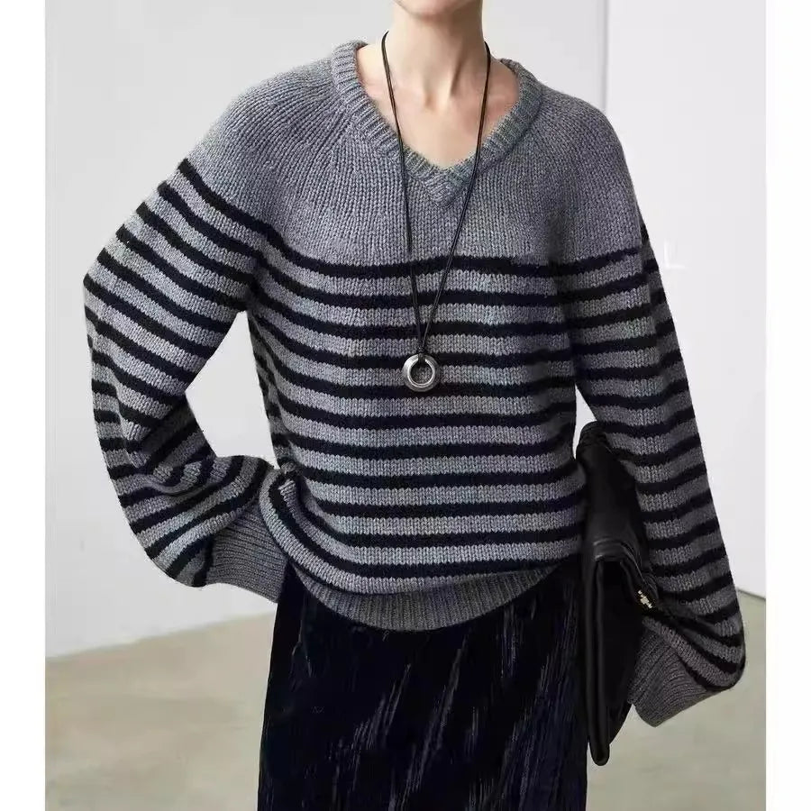 High-end V-neck striped 100% wool knitted sweater loose pullover sweater women wool base layer