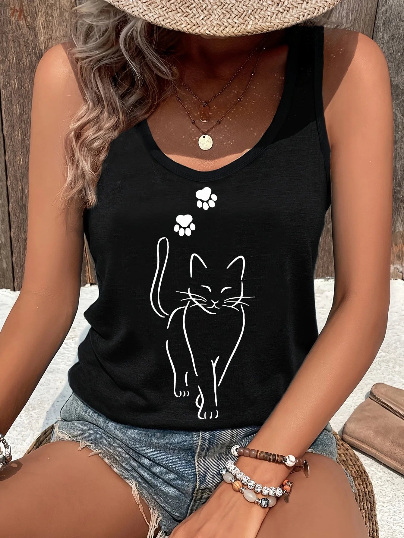 Women's Printed Polyester Tank Top with Round Neck and Relaxed Sleeveless Cut