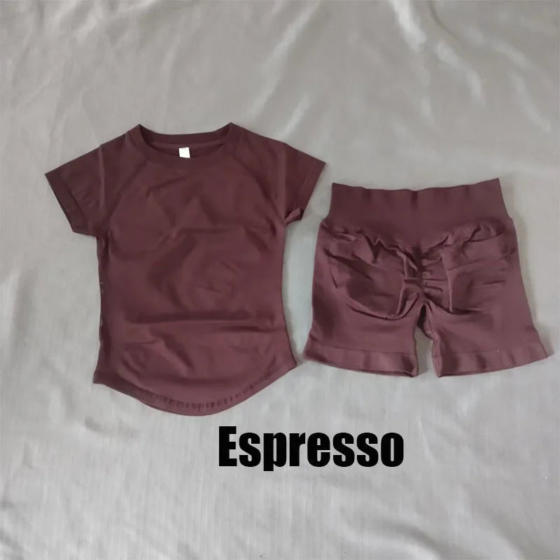 Women's Tee And Shorts Yoga Set For Workout Outfits