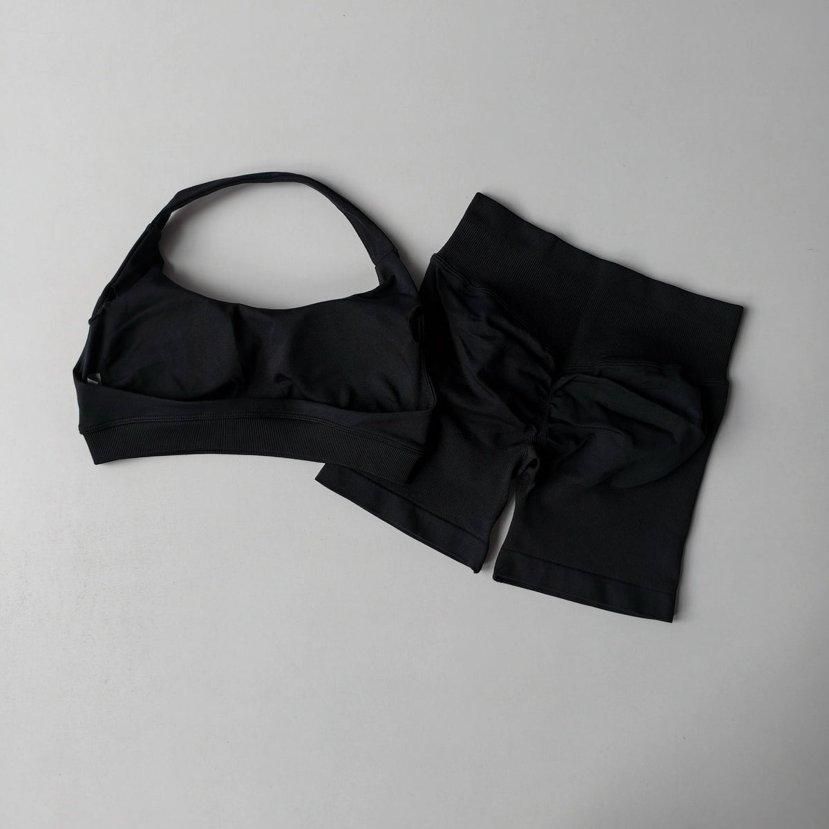 Women's Halter Bra And Shorts Yoga Set For Workout Outfits