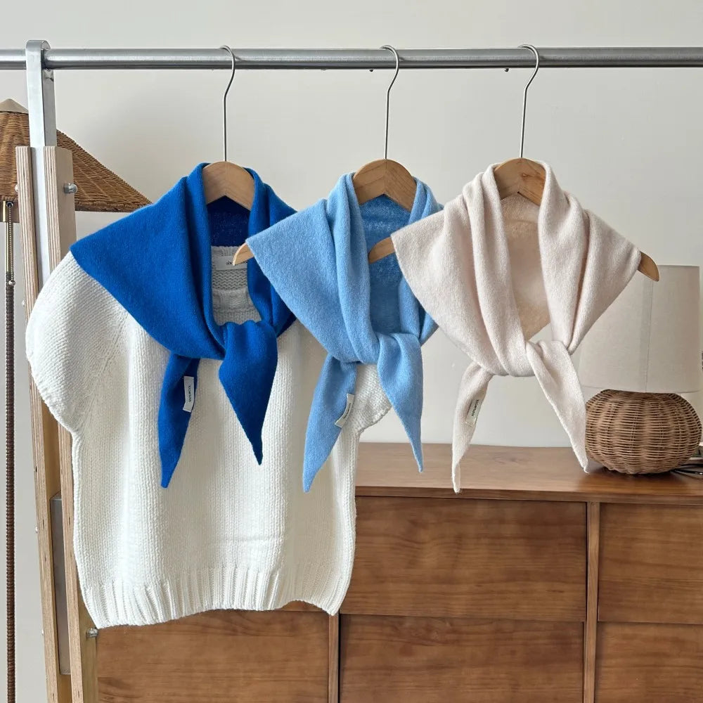 Solid Knitted Triangle Scarf with Tieable Pointed Corners