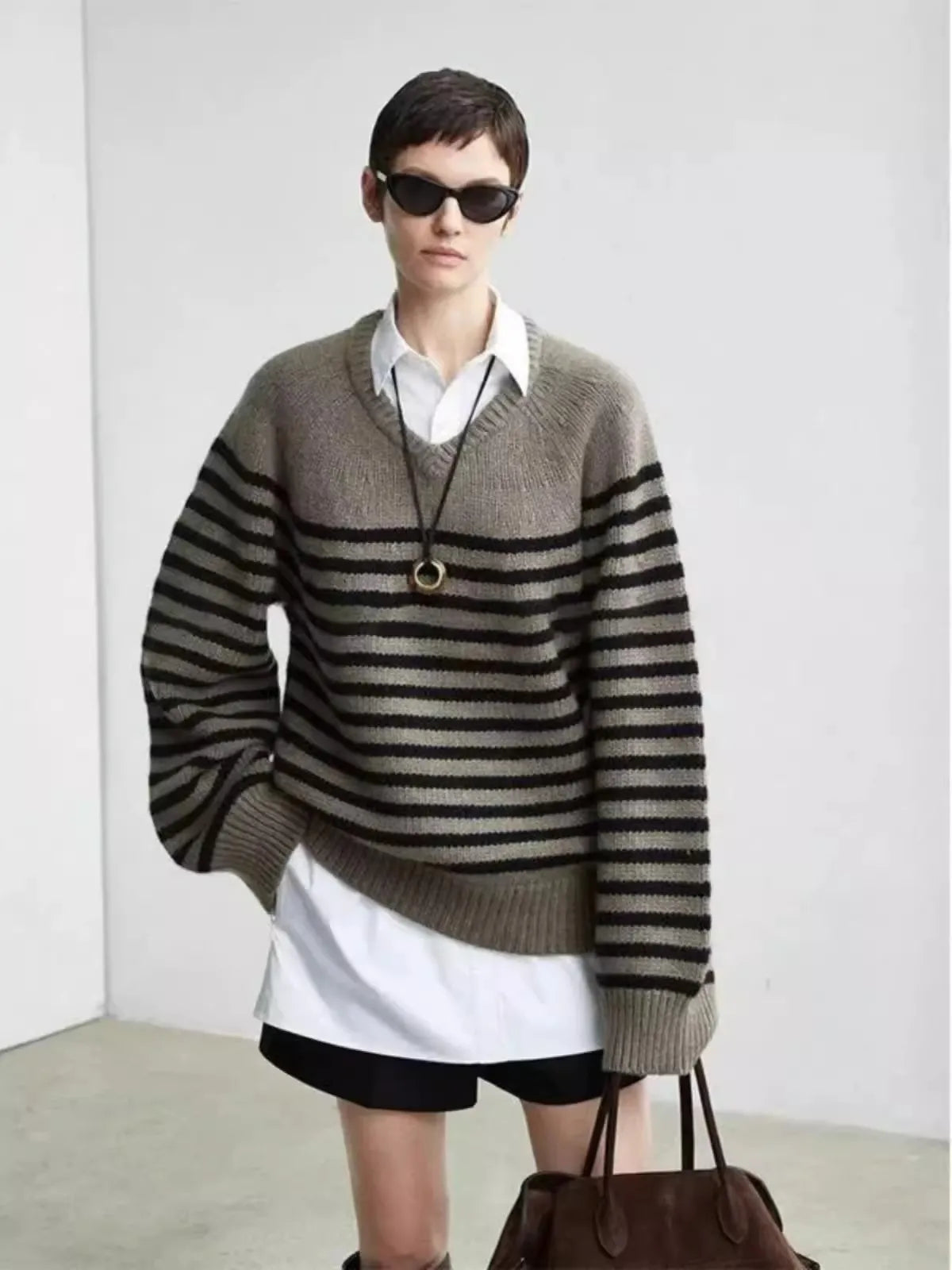 High-end V-neck striped 100% wool knitted sweater loose pullover sweater women wool base layer