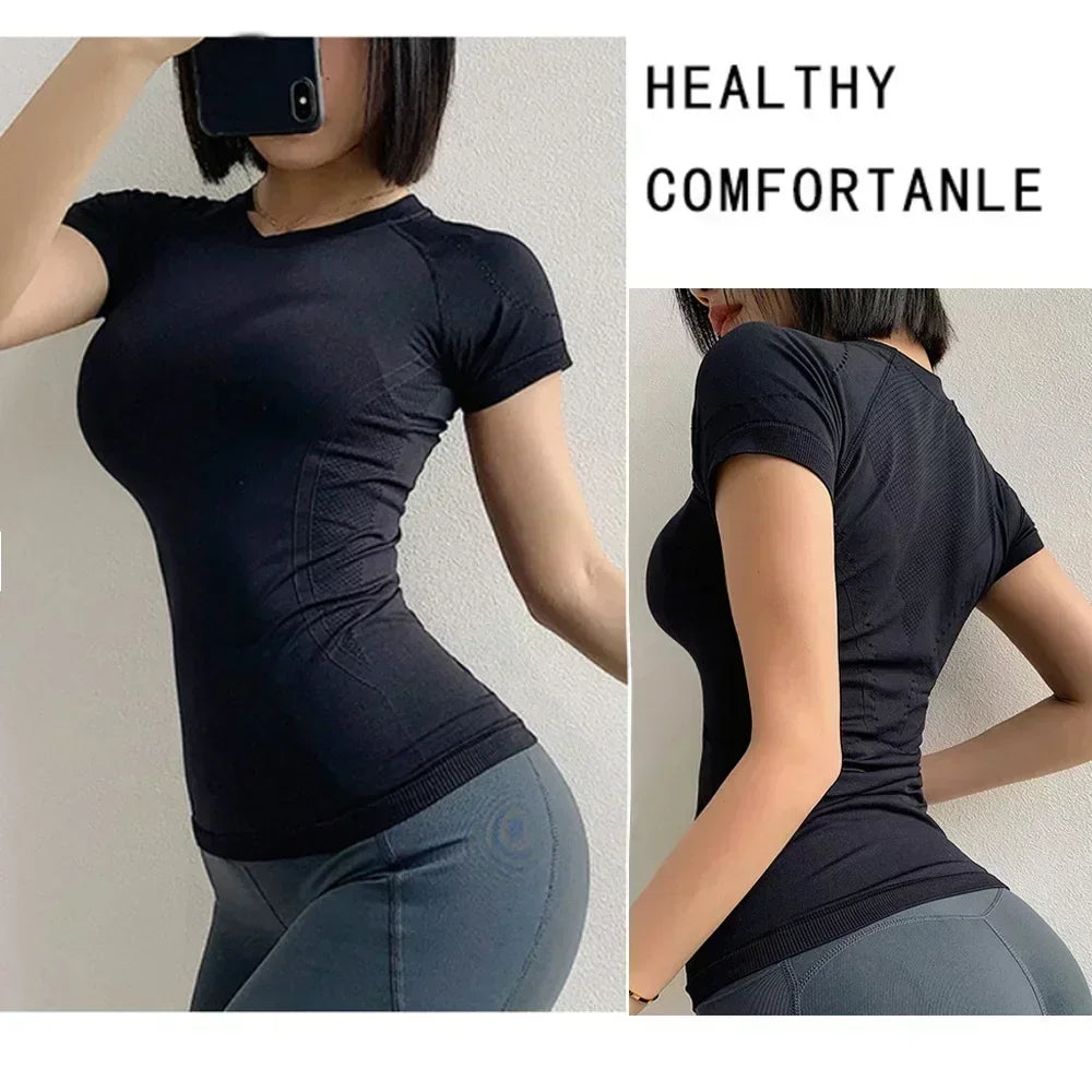 Women's Fitted Short-Sleeve Workout Top