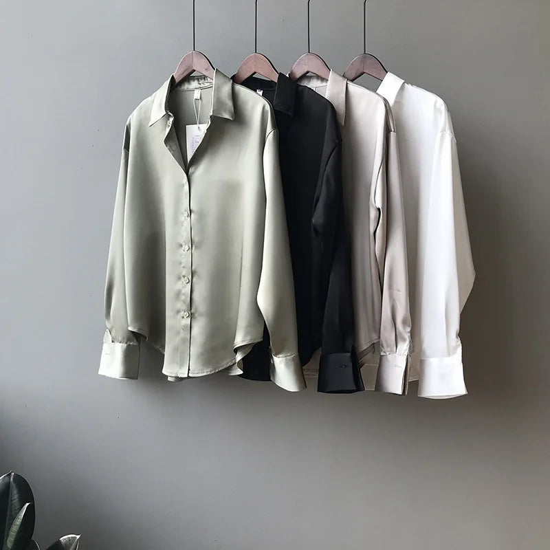 Women's Collared Long Sleeve Shirt