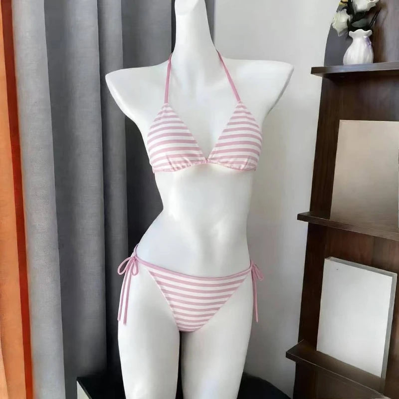 Ruffle Detail Printed Halter Bikini