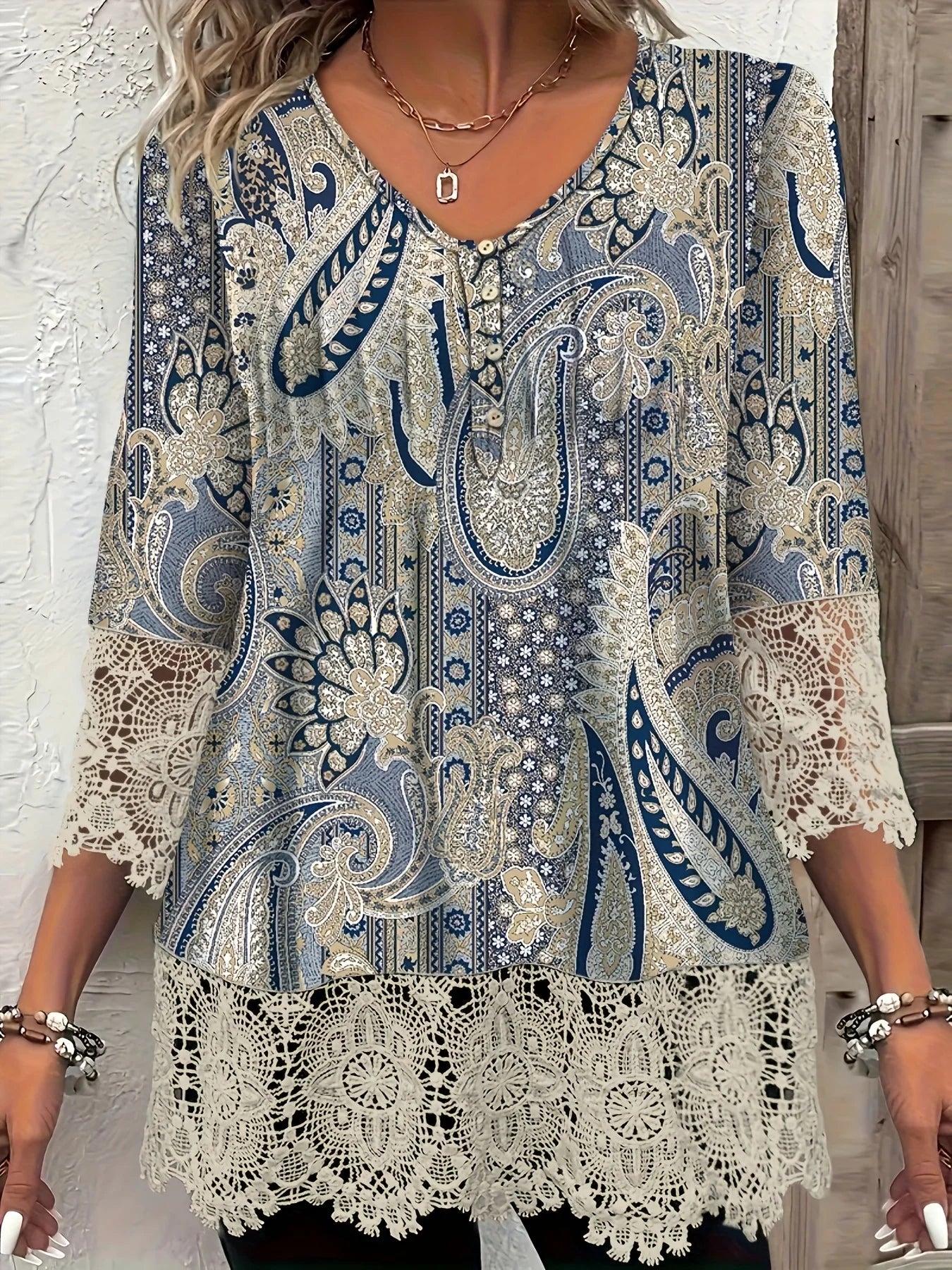 Women's Lace Trim Printed Three Quarter Sleeve Blouse