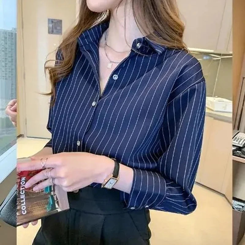 Women's Striped Collared Long Sleeve Shirt