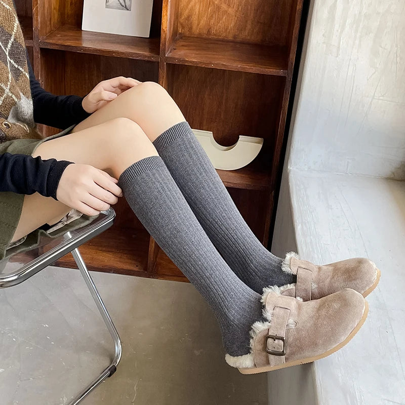 Solid Ribbed Knee High Socks with Shaped Heel