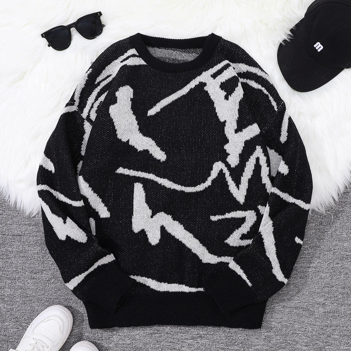 Men's Abstract Pattern Crew Neck Knit Sweater