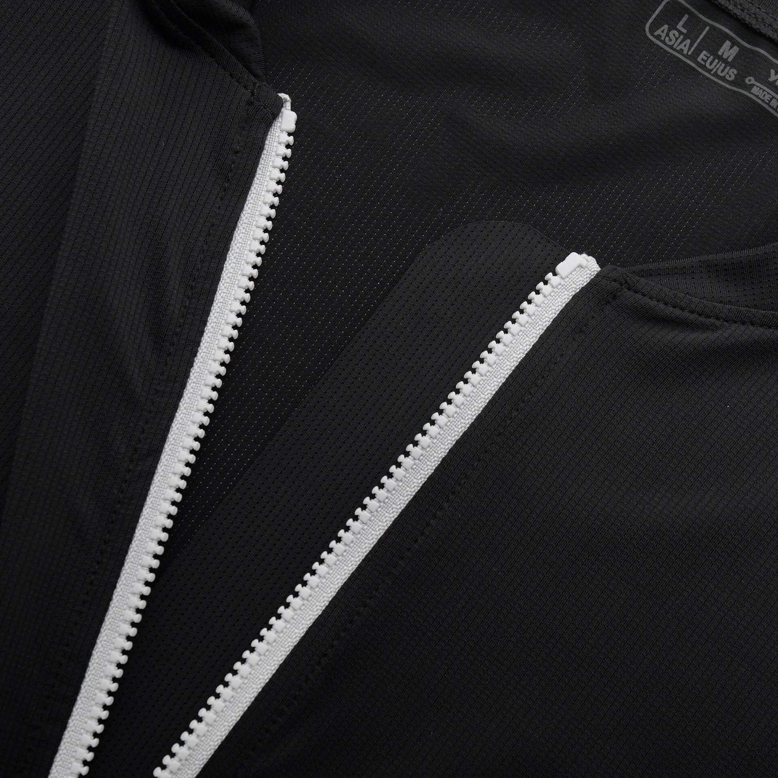 Men's V-Neck Short Sleeve Full-Zip Cycling Jersey with Rear Pockets