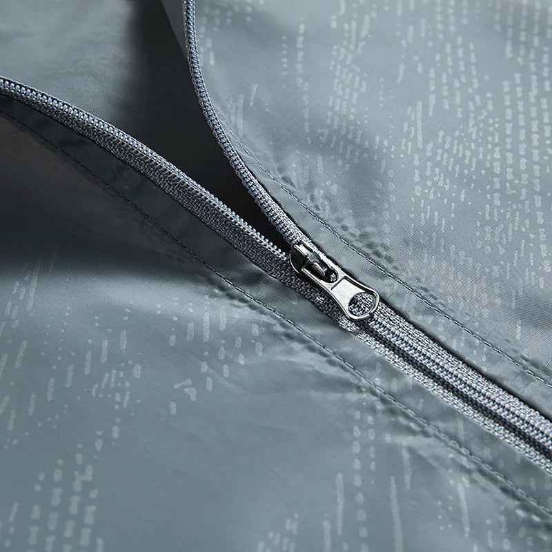 Hooded Long Sleeve Full Zip Outdoor Hiking Jacket with Pockets
