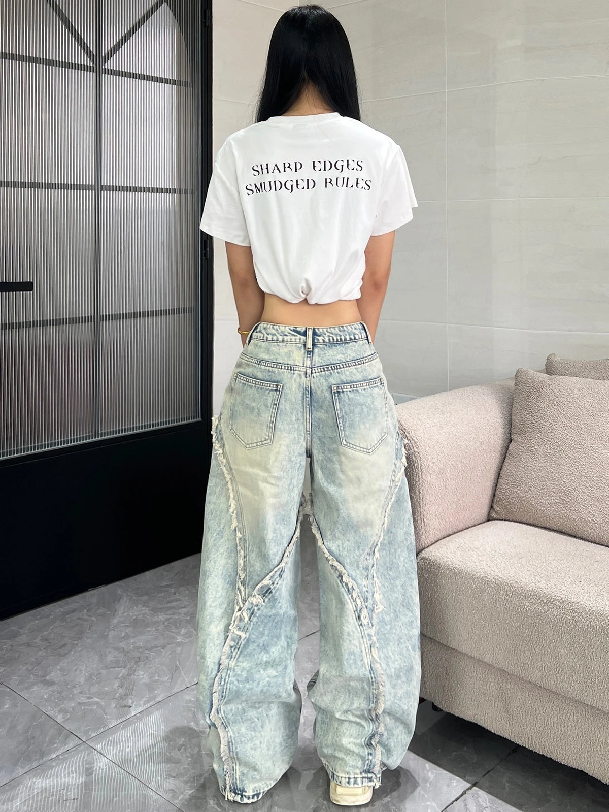 Women's Light Wash Distressed Panel Denim Jeans For Everyday Outfits