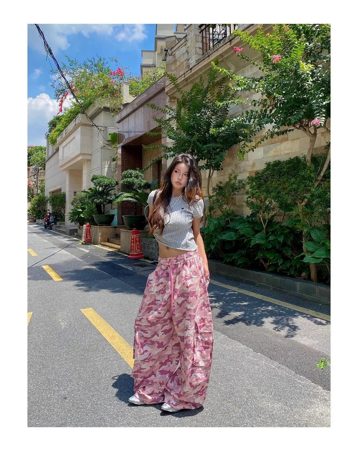 Women's Pink Camouflage Cargo Pants with Wide Legs and Drawstring Waist