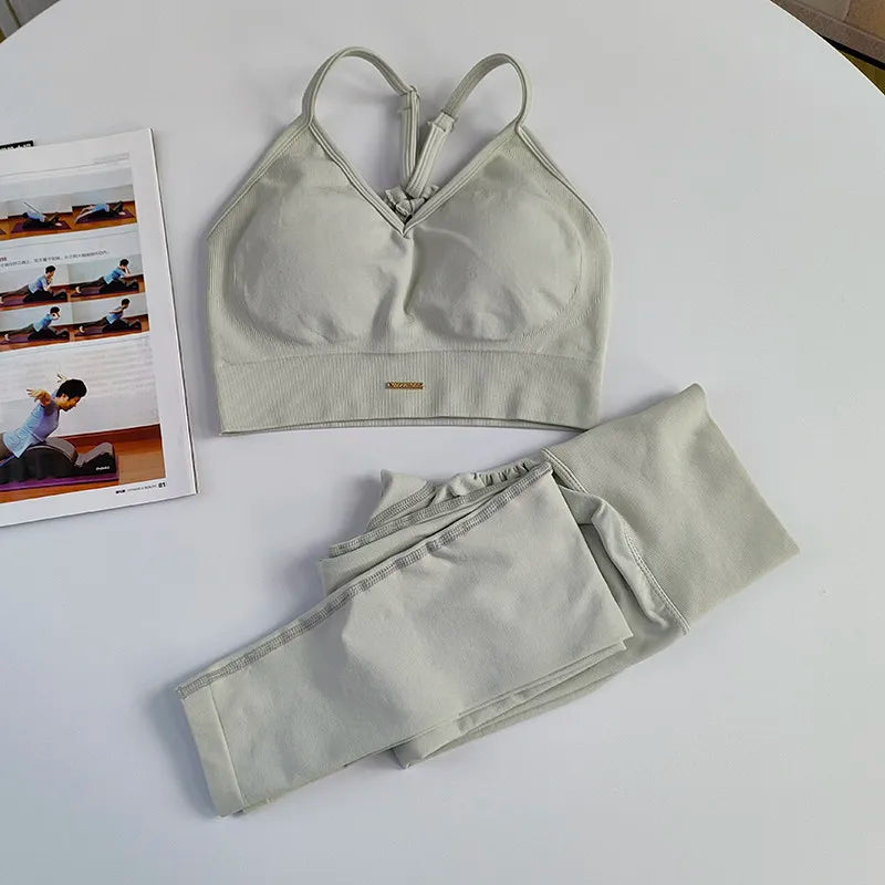 Women's Cross Back Bra And Leggings Yoga Set