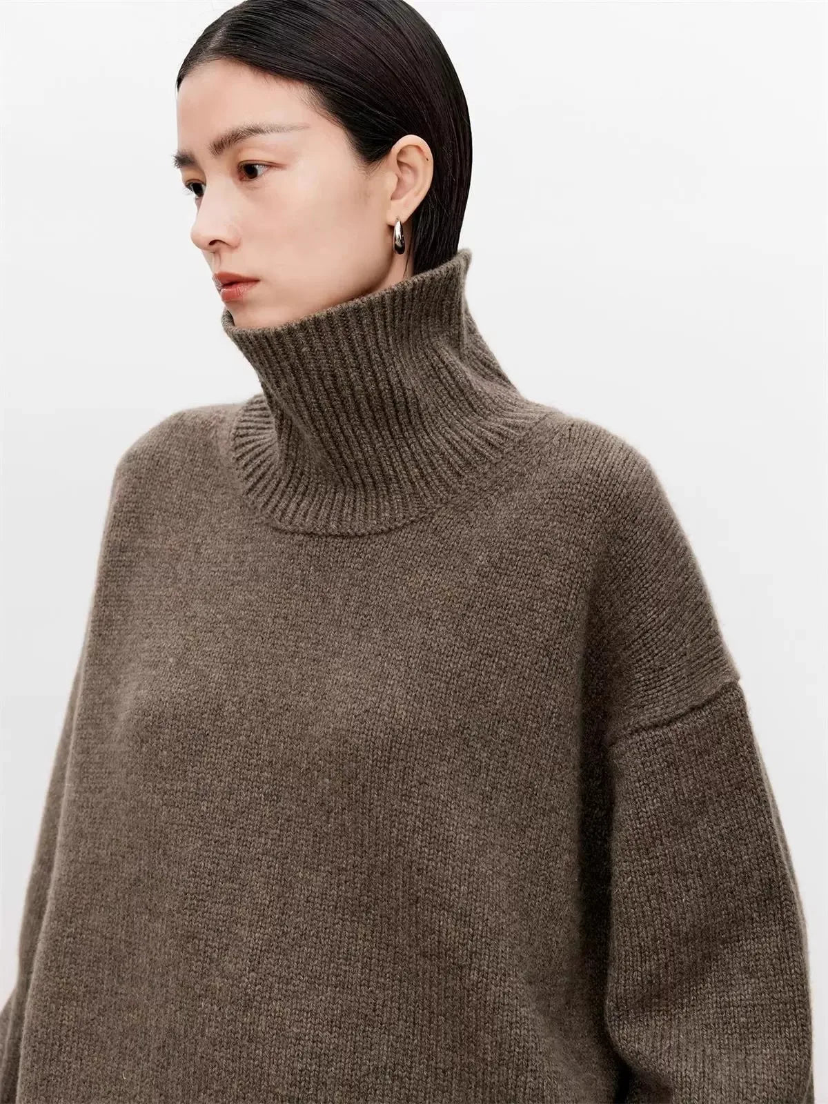 Women's Oversized Roll Neck Long Sleeve Sweater Casual Knit Layer