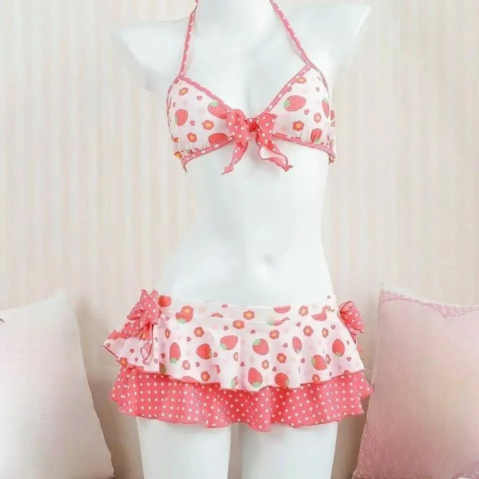 Ruffle Detail Printed Halter Bikini