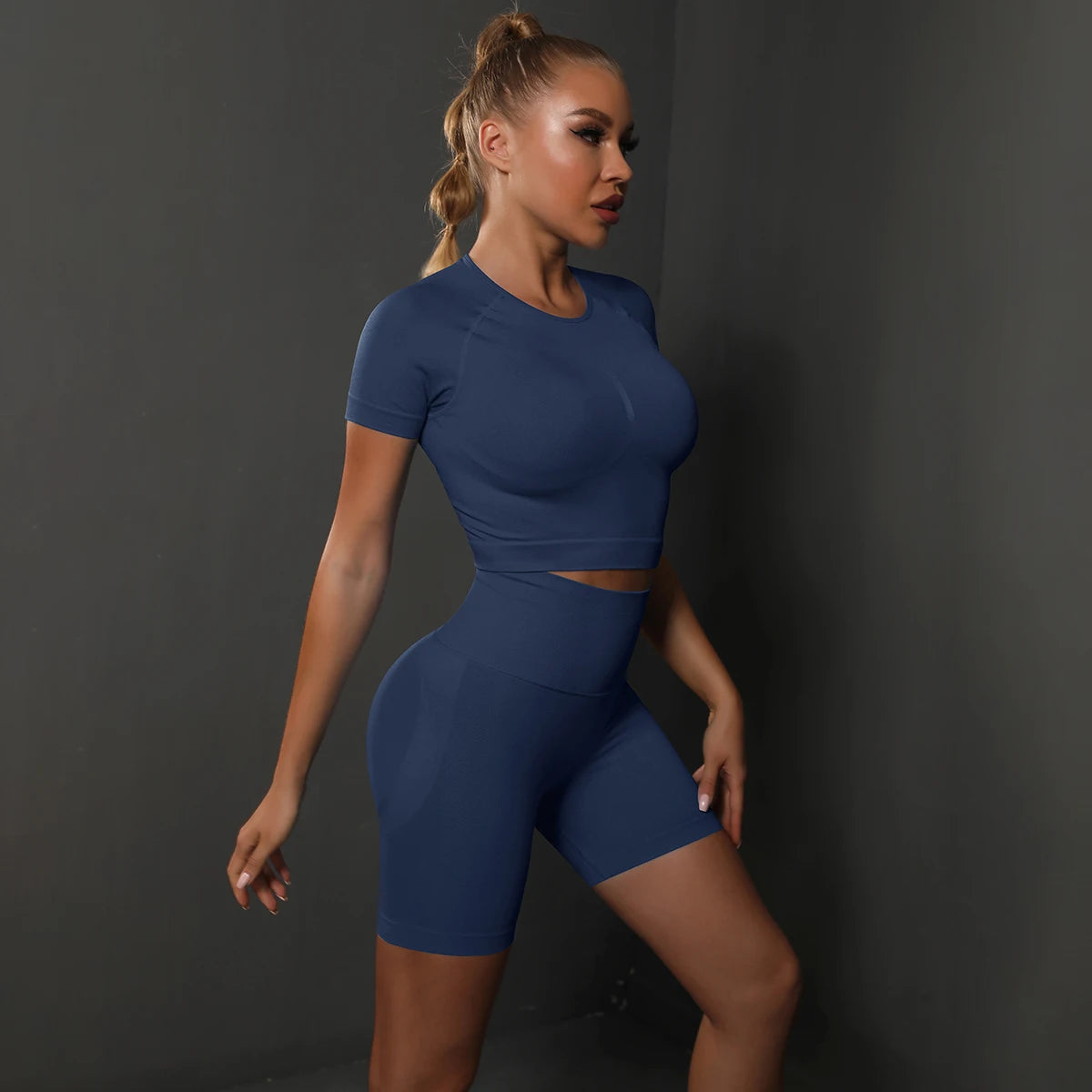 Women's Crop Top And Shorts Yoga Set For Workout Outfits