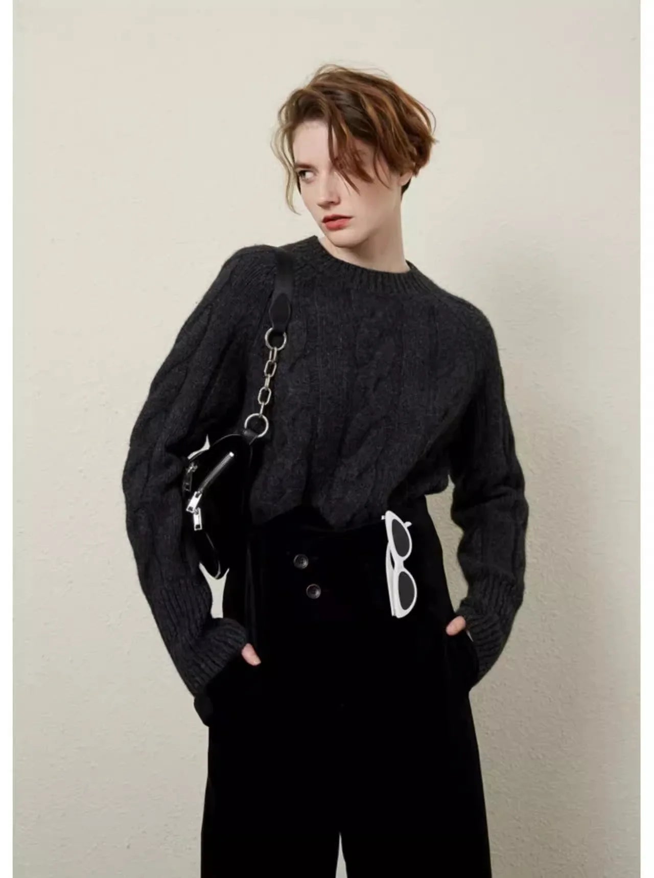 European autumn and winter cashmere sweater women's crewneck twist sweater loose cover to wear pure wool knitted bottom thick