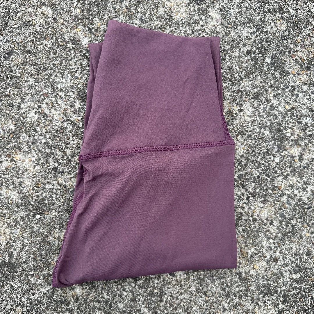 Women's Back Pocket Capri Leggings For Workout Outfits