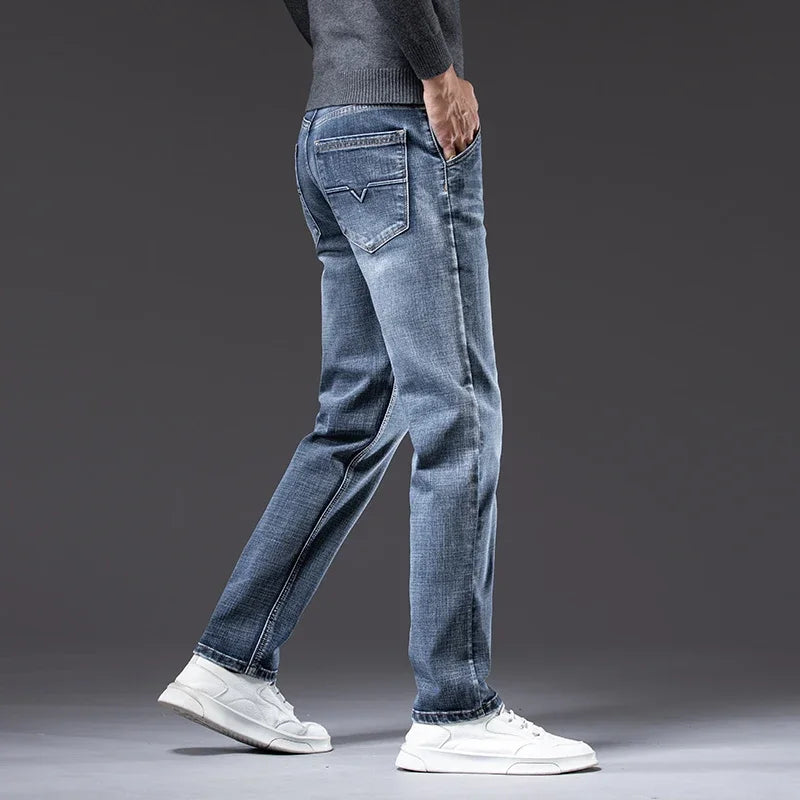 Men's Straight Leg Denim Jeans for Casual Everyday Wear