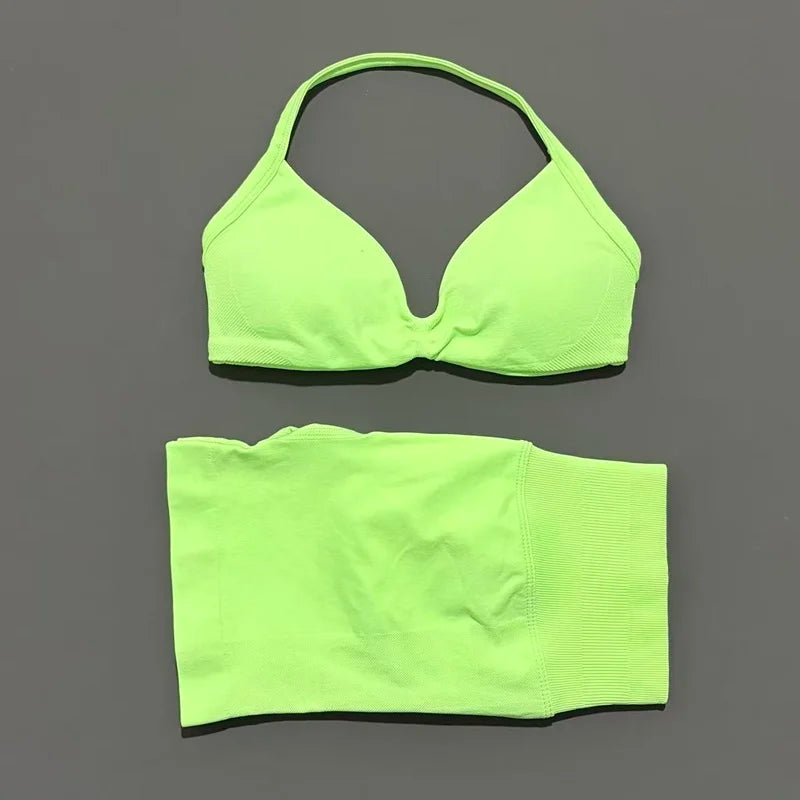 Women's Twist Front Bra And Shorts Yoga Set