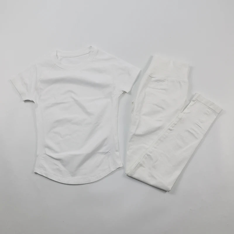 Women's Tee And Shorts Yoga Set For Workout Outfits