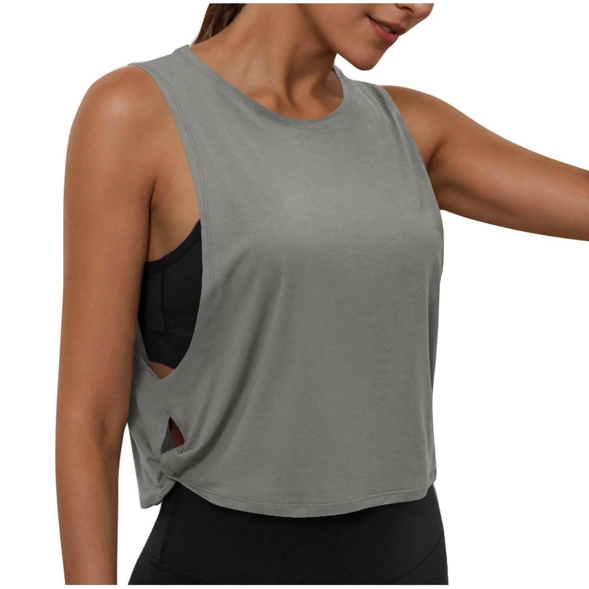 Women's Round Neck Tank Top with Sleeveless Design and a Loose Shape