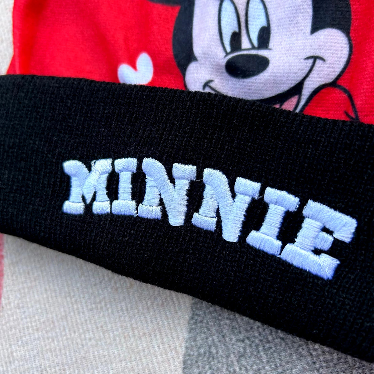 Children's Minnie Mouse Hat Scarf and Gloves Set for Winter Wear