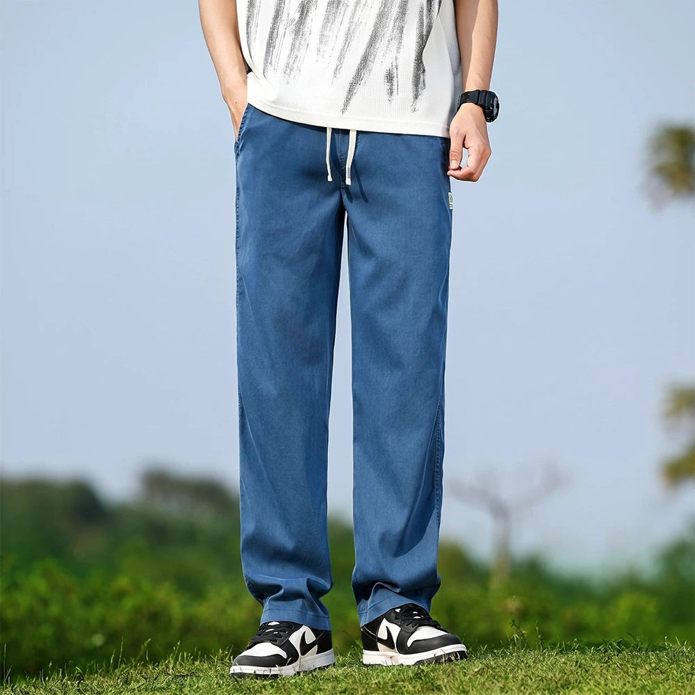 Men's Straight Leg Denim Jeans for Casual Everyday Wear