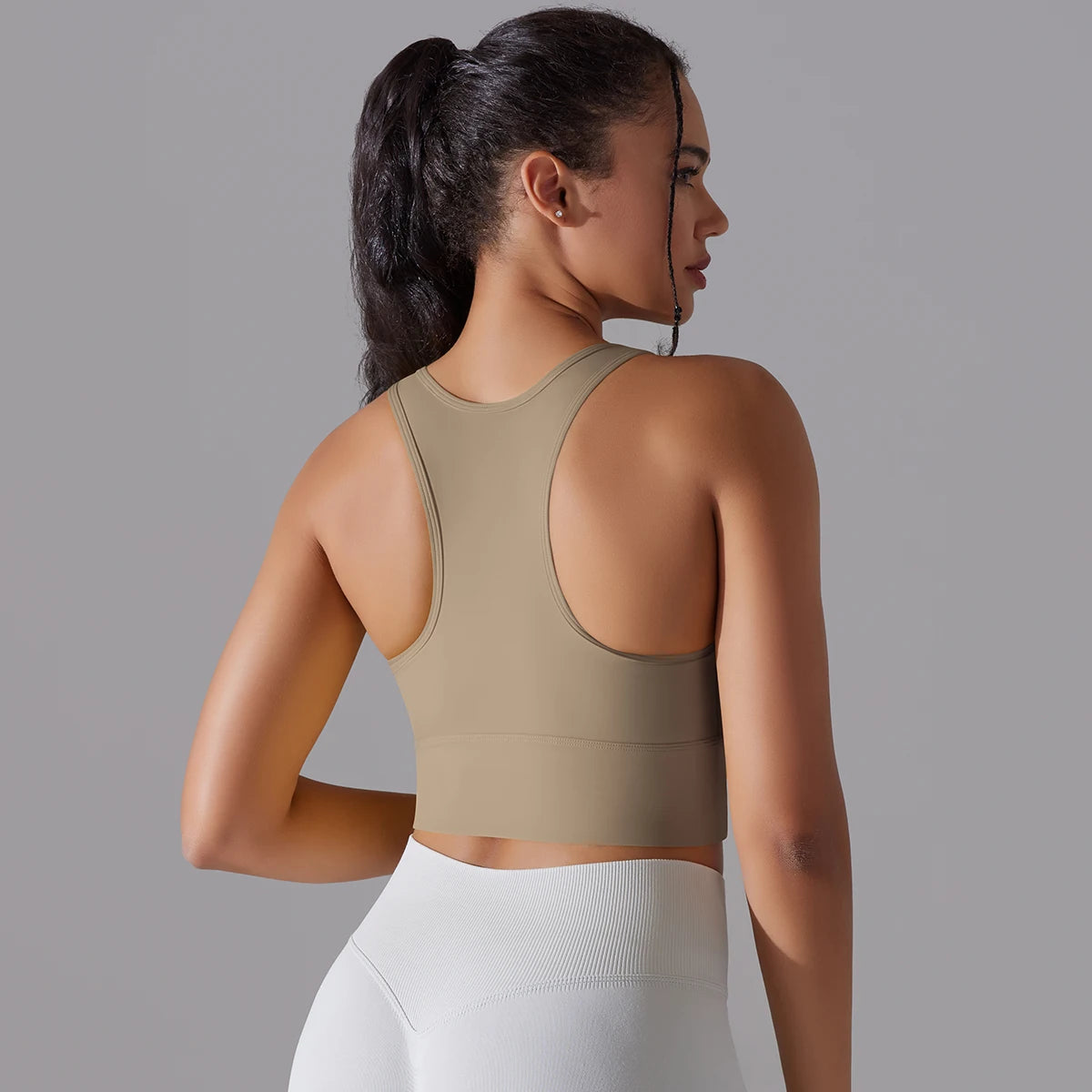 Women's Solid Nylon Blend Sports Bra with a Fitted Stretch Silhouette