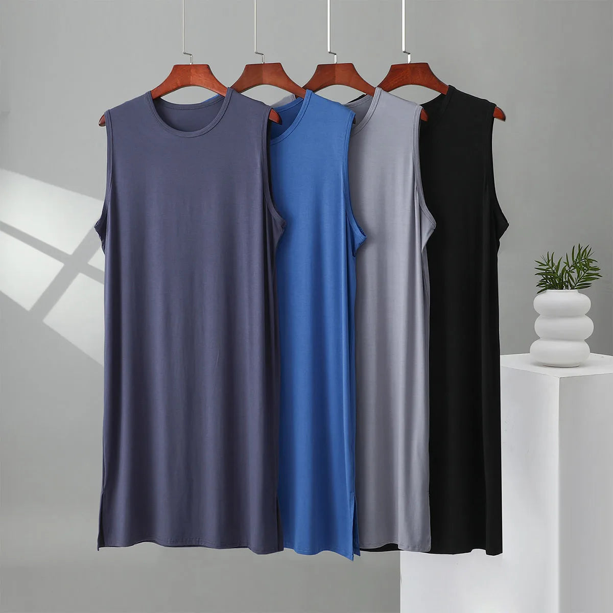 Men's Sleeveless Round Neck Lounge Nightdress with Straight Silhouette