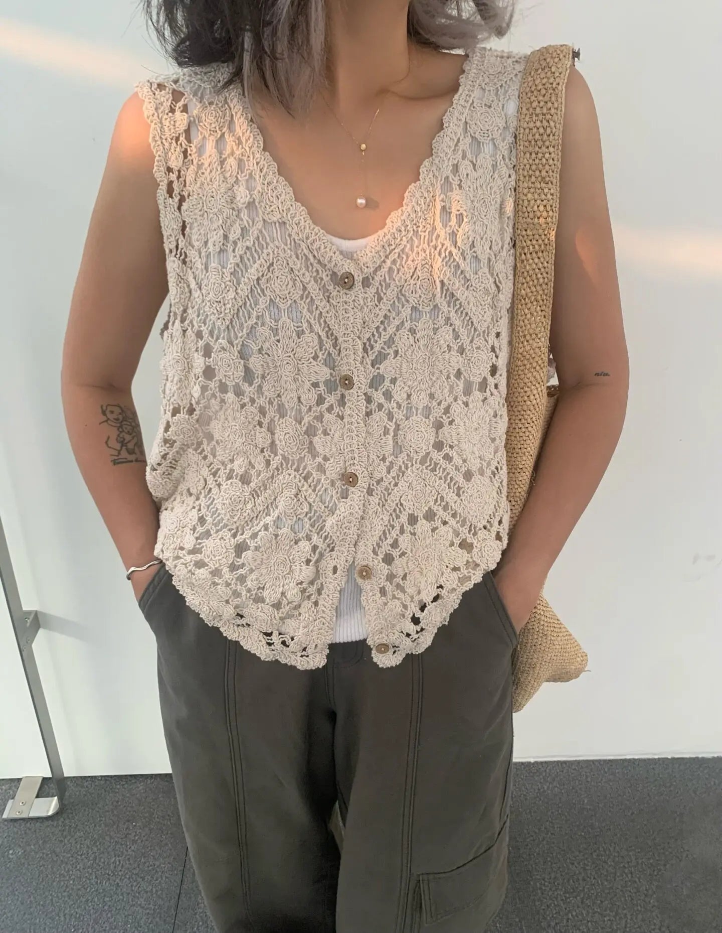 Women's Floral Open Knit Sleeveless Vest Casual Knit Layer