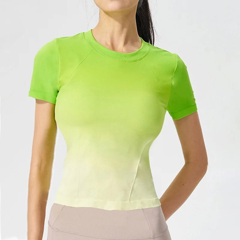 Women's Long-Sleeve Crewneck Workout Top