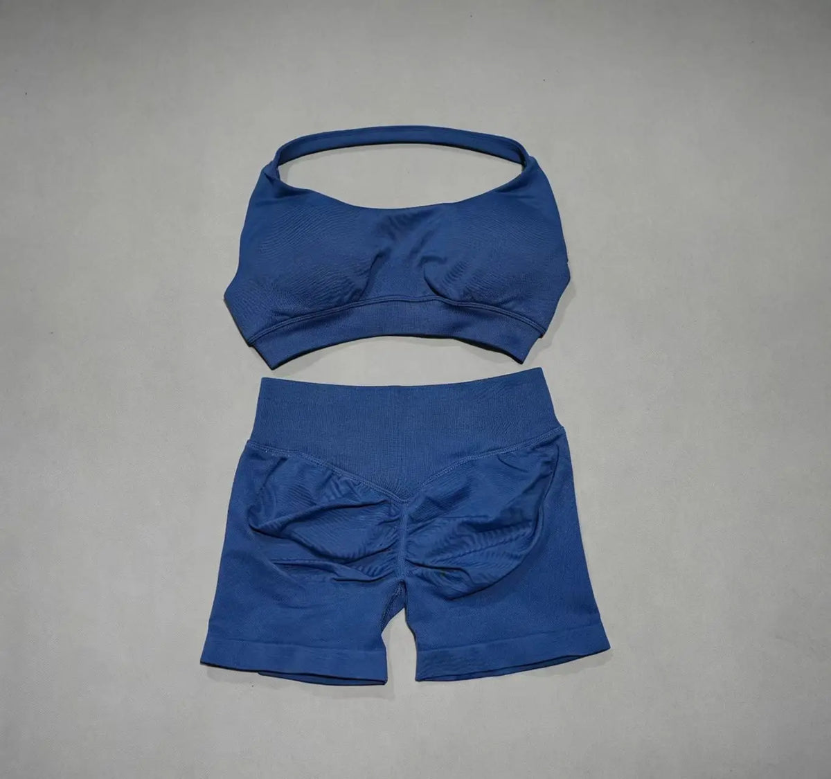Women's Twist Halter Bra And Shorts Yoga Set