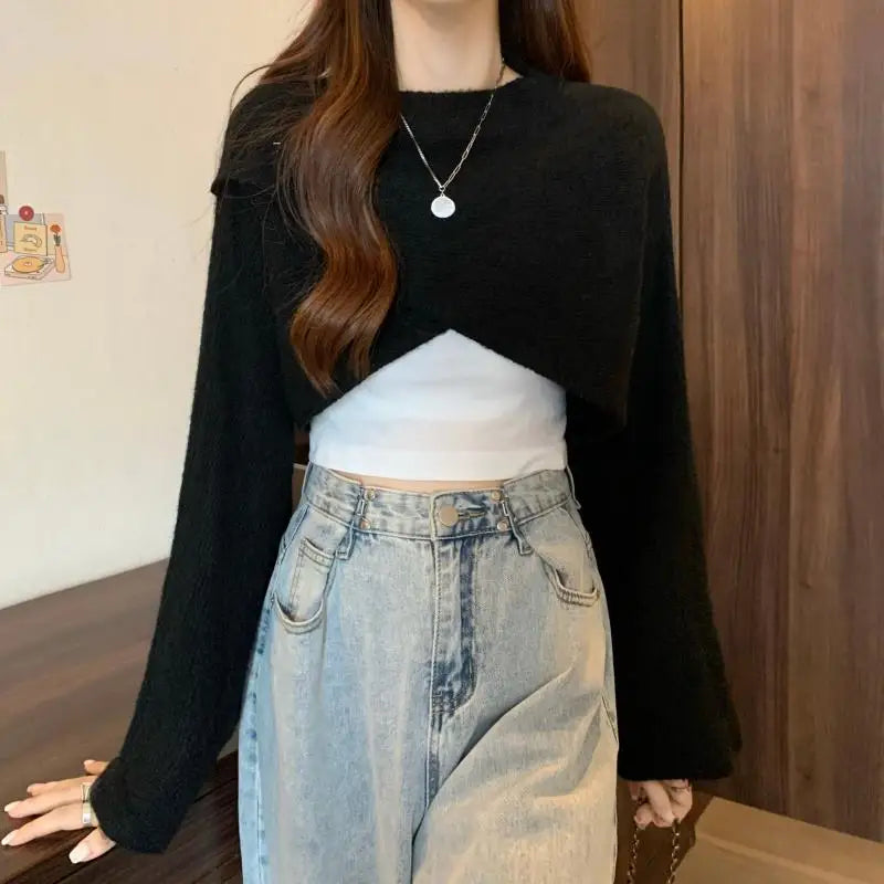 Women's Acrylic Crisscross-Front Cropped Long-Sleeve Knit Pullover Sweater for Autumn Layered Outfits