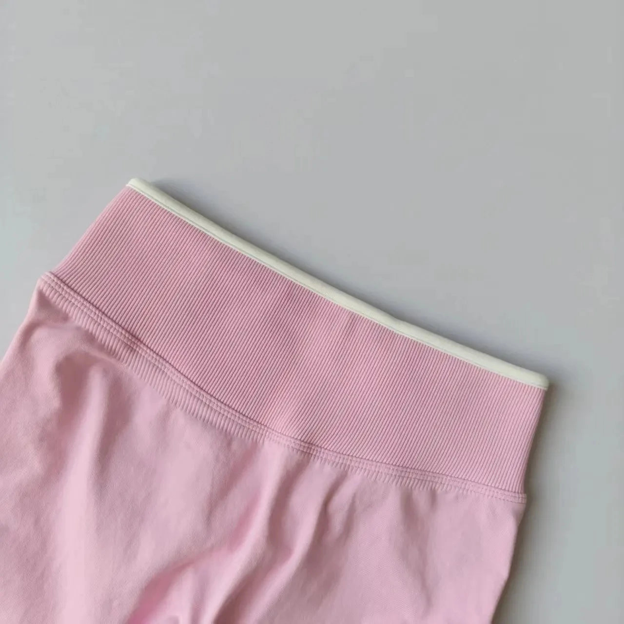 Women's Scrunch Contrast Waist Full Length Leggings For Workout Outfits