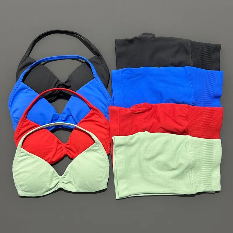 Women's Twist Front Bra And Shorts Yoga Set