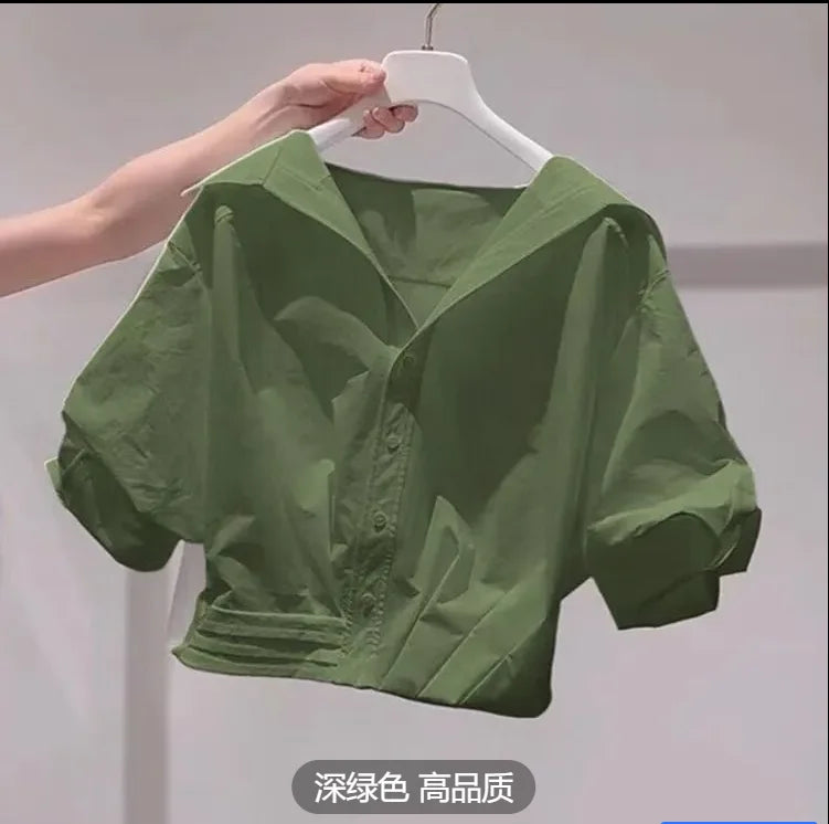 Women's Cropped Round Neck Puff Sleeve Button Front Shirt