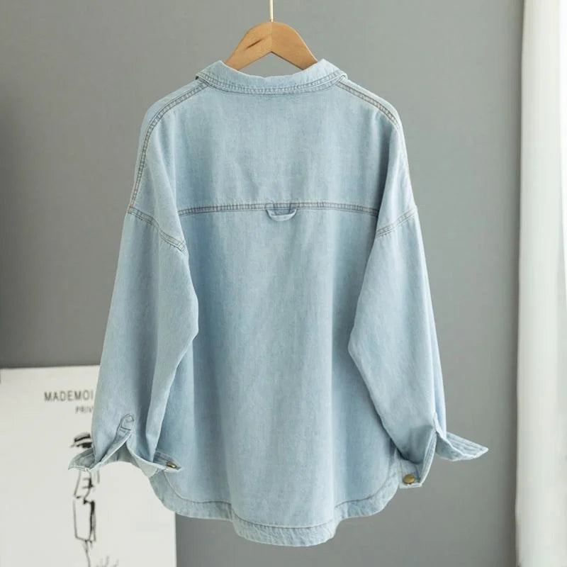 Women's Cotton-Polyester Long-Sleeve Button-Front Denim-Look Collared Shirt with Pockets for Casual Outfits