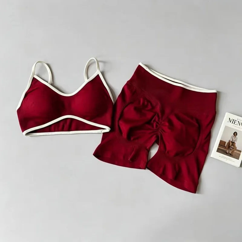 Women's Contrast Trim Bra And Shorts Yoga Set