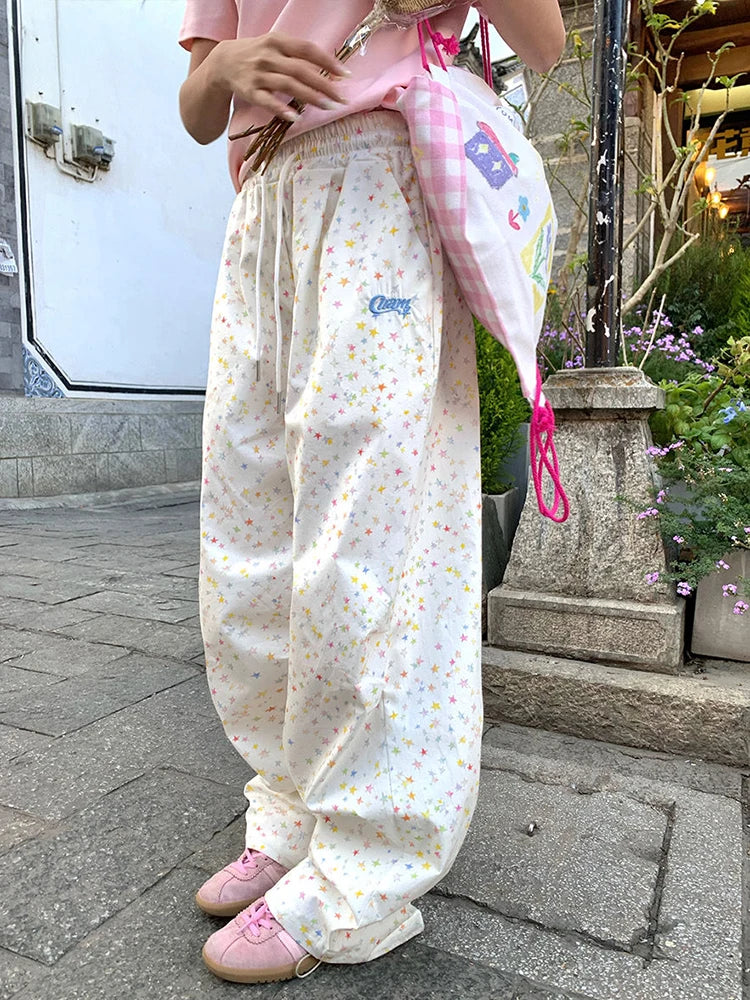 Women's Wide Leg Pants with Star Motifs and Elastic Waist