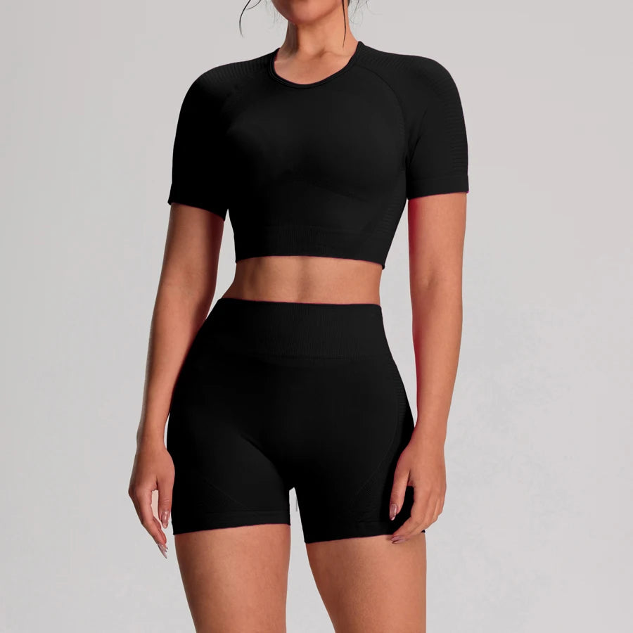 Women's Cropped Tee And Shorts Yoga Set For Workout Outfits
