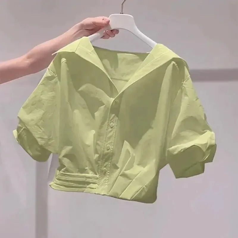 Women's Cropped Round Neck Puff Sleeve Button Front Shirt