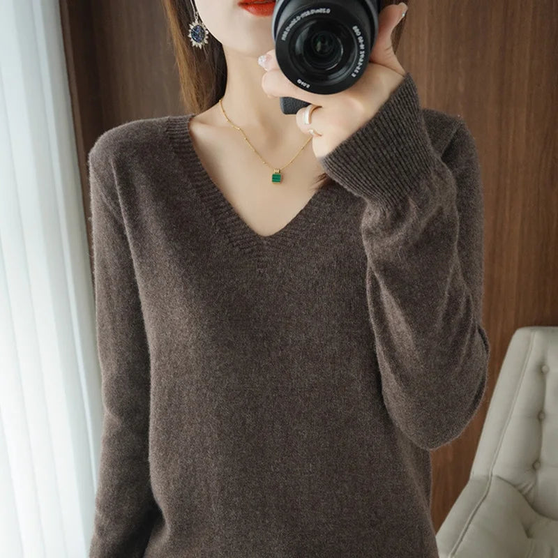 Women's V Neck Long Sleeve Sweater Casual Knit Layer