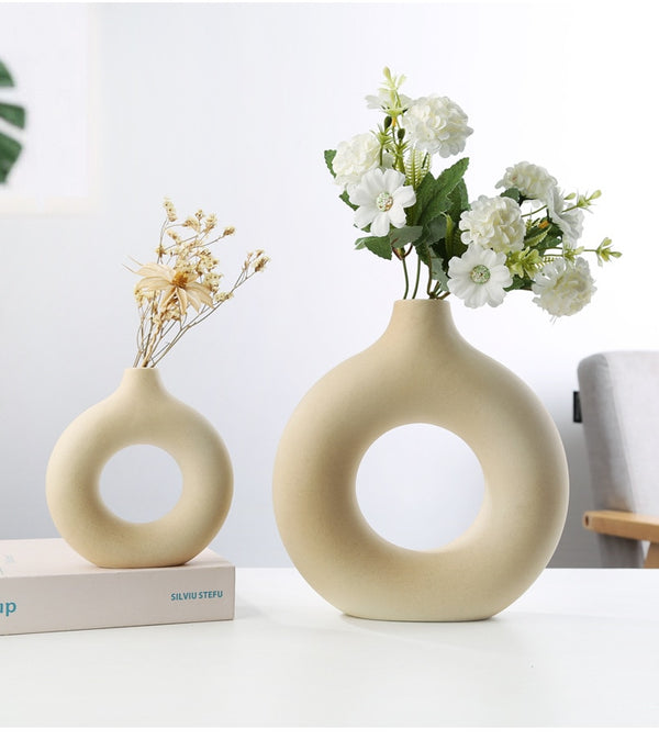 Nordic Ceramic Vase Circular Hollow Donuts Flower Vases Decoration Home Living Room Accessories Interior Office Desktop Decor