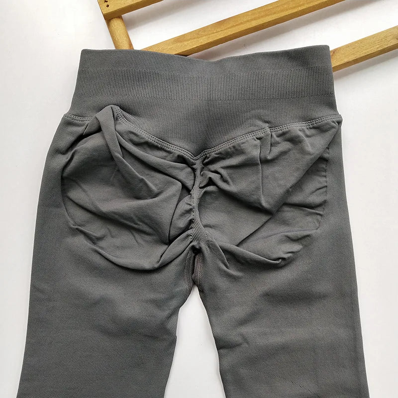 Women's Scrunch Capri Leggings For Workout Outfits And Layering