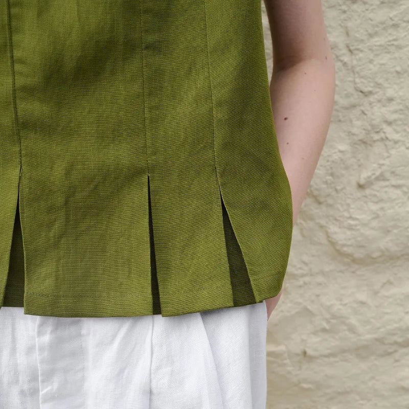 Women's Linen-Viscose Sleeveless Tank Top with Pleated Hem for Casual Summer Outfits