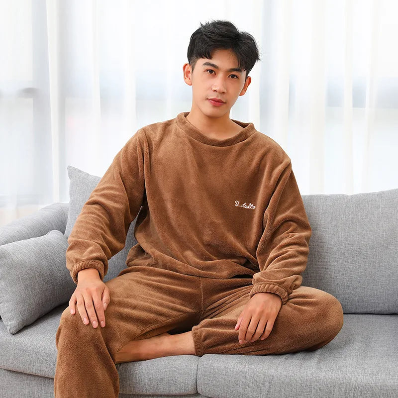Men's Textured Long Sleeve Crew Neck Top and Pants Pajama Set
